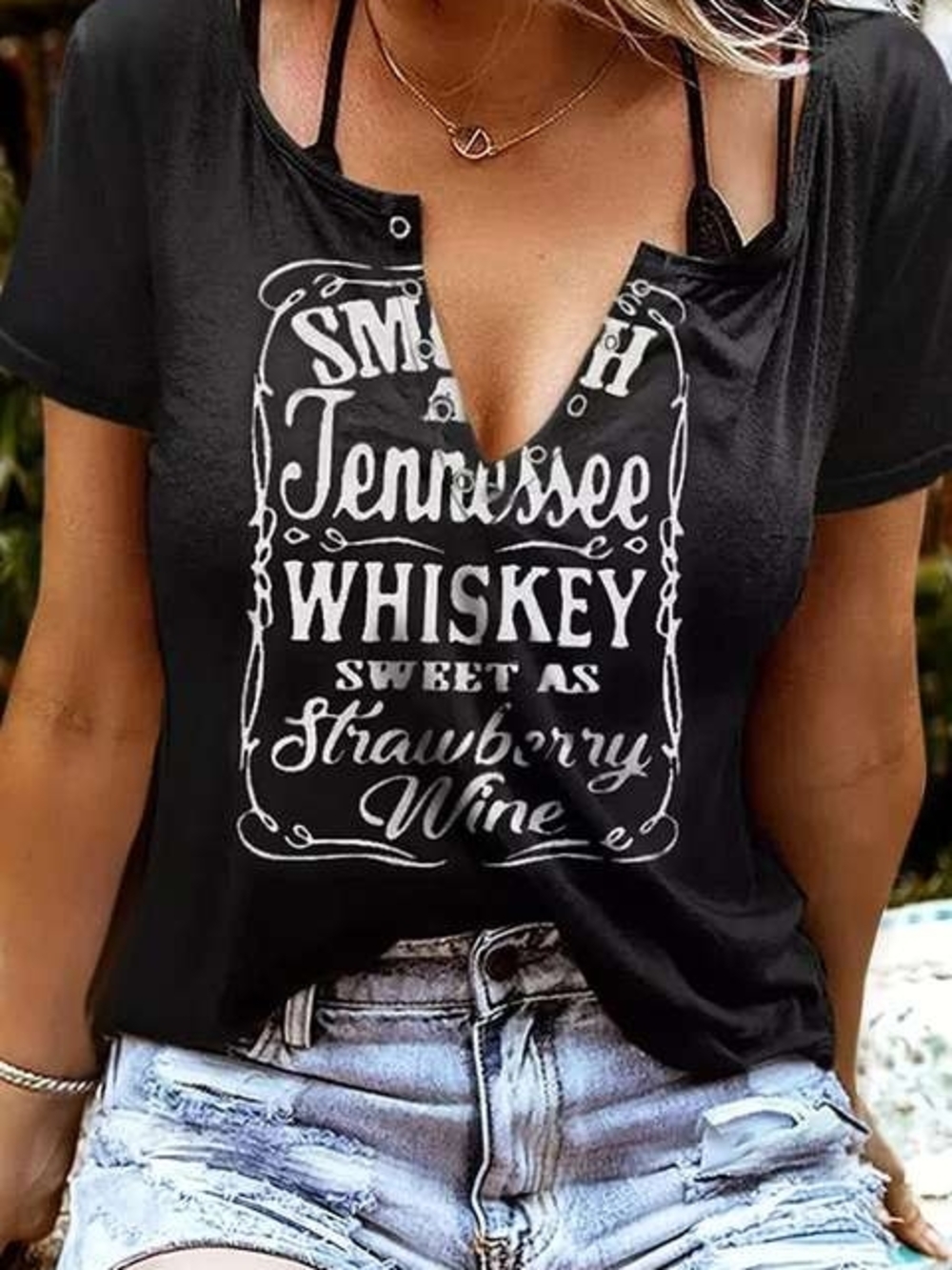 Tennessee Whiskey Graphic V-Neck Tee - Black